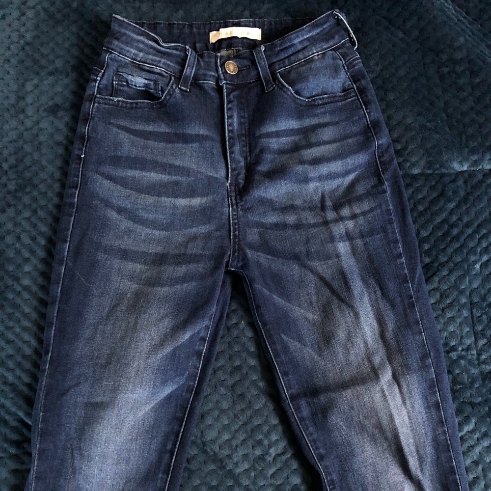 BLUE JEANS